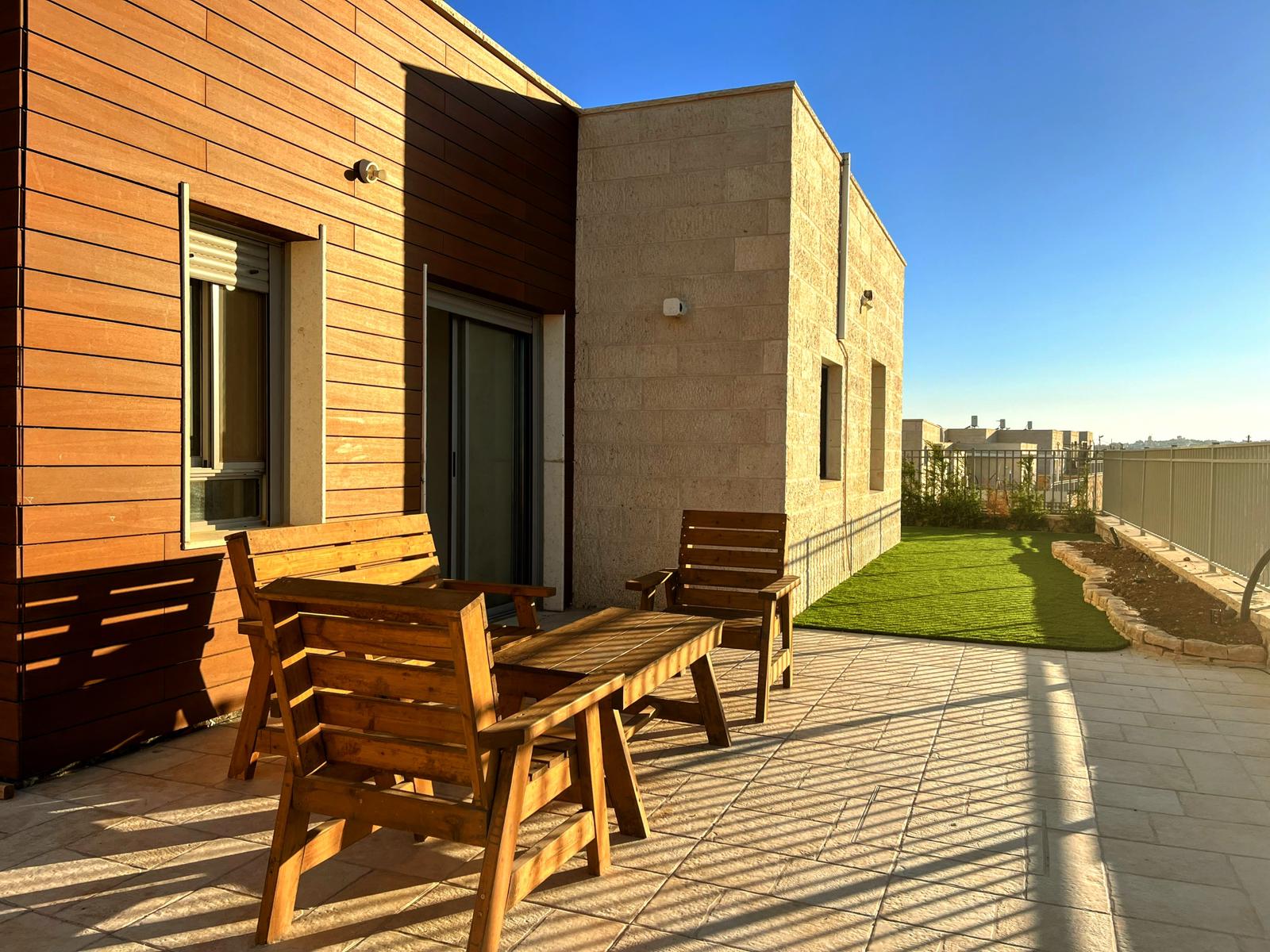 Peace in the landscape of a well-kept and invested villa