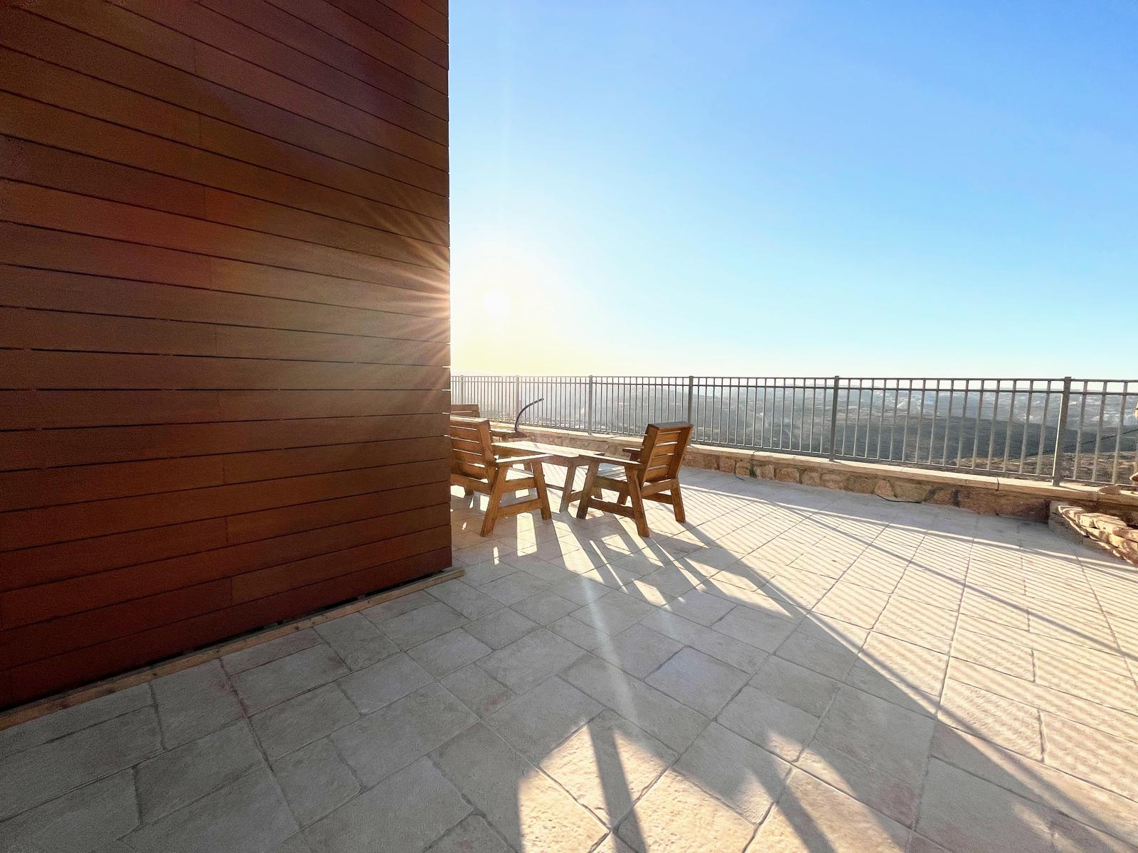 Peace in the landscape of a well-kept and invested villa