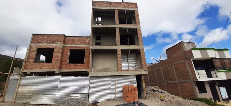 EDIFICIO CUASQUER