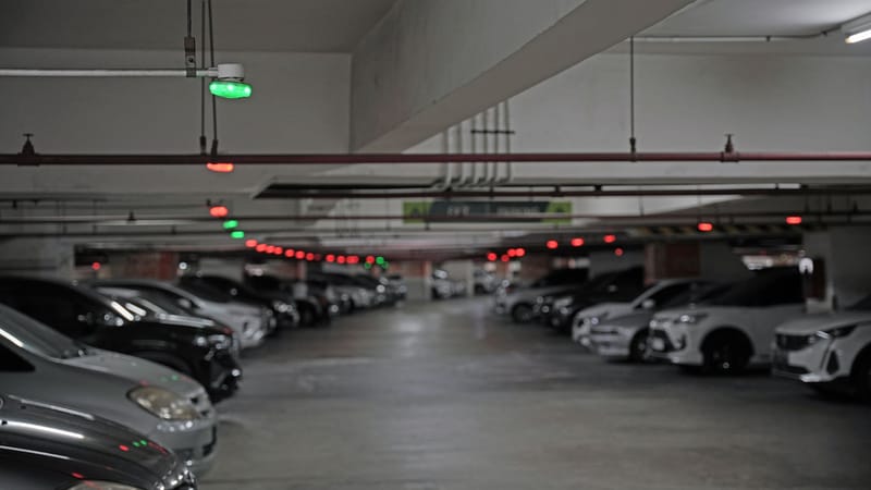 智慧型停車場-引導泊車系統