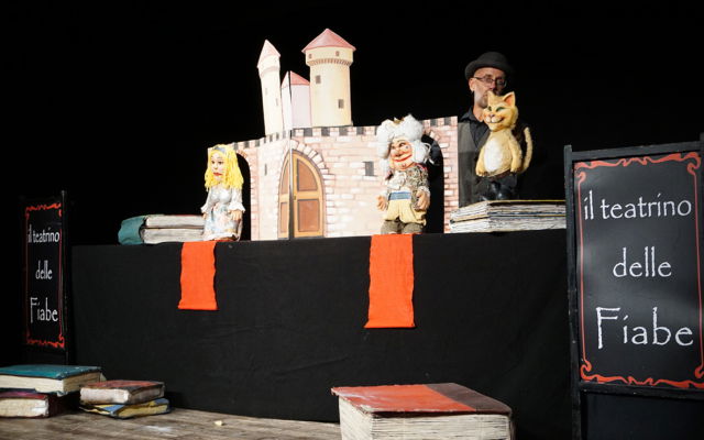 IL GATTO CON GLI STIVALI