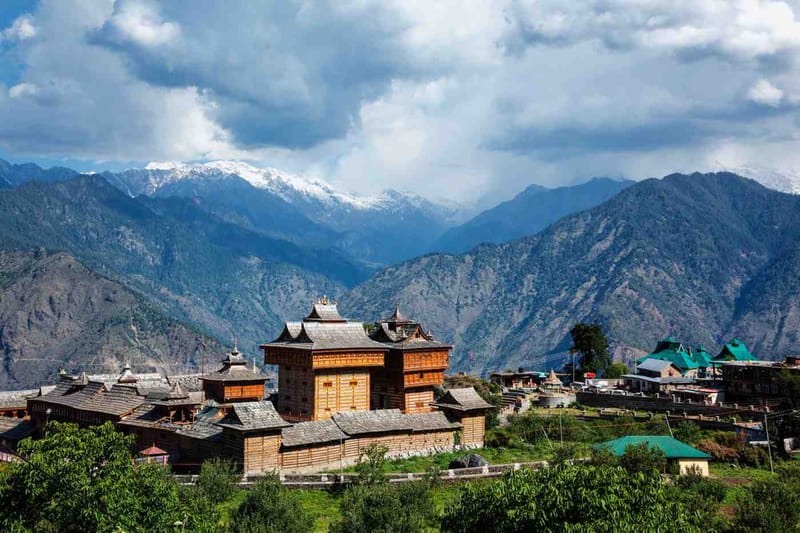 Himachal for Lovers Ideal Tour Packages for a Romantic Vacation