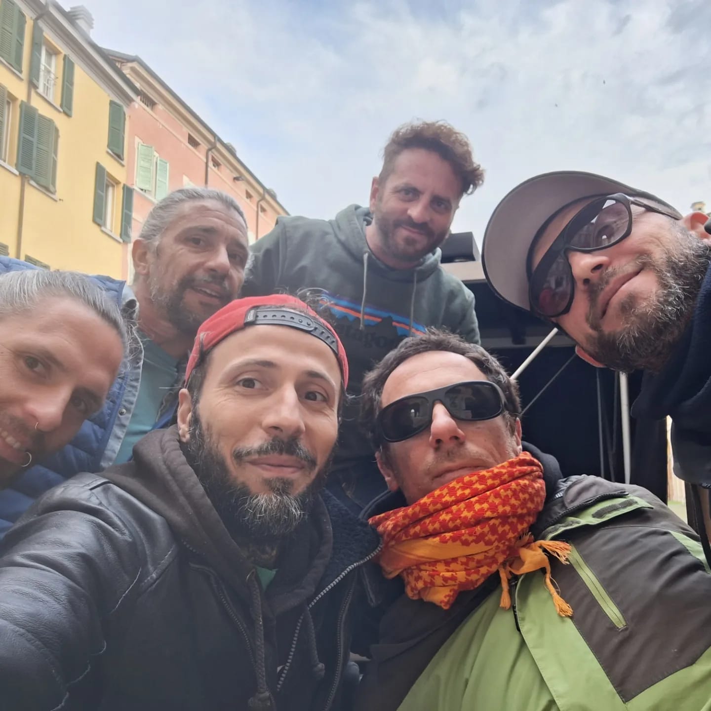 Con Elio Germano e le Bestierare