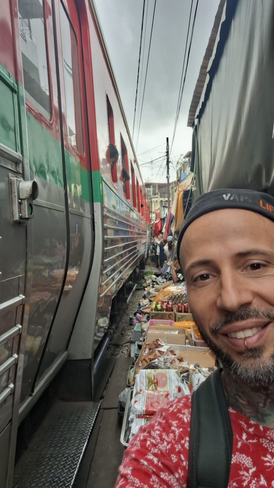 Maeklong Railway Market