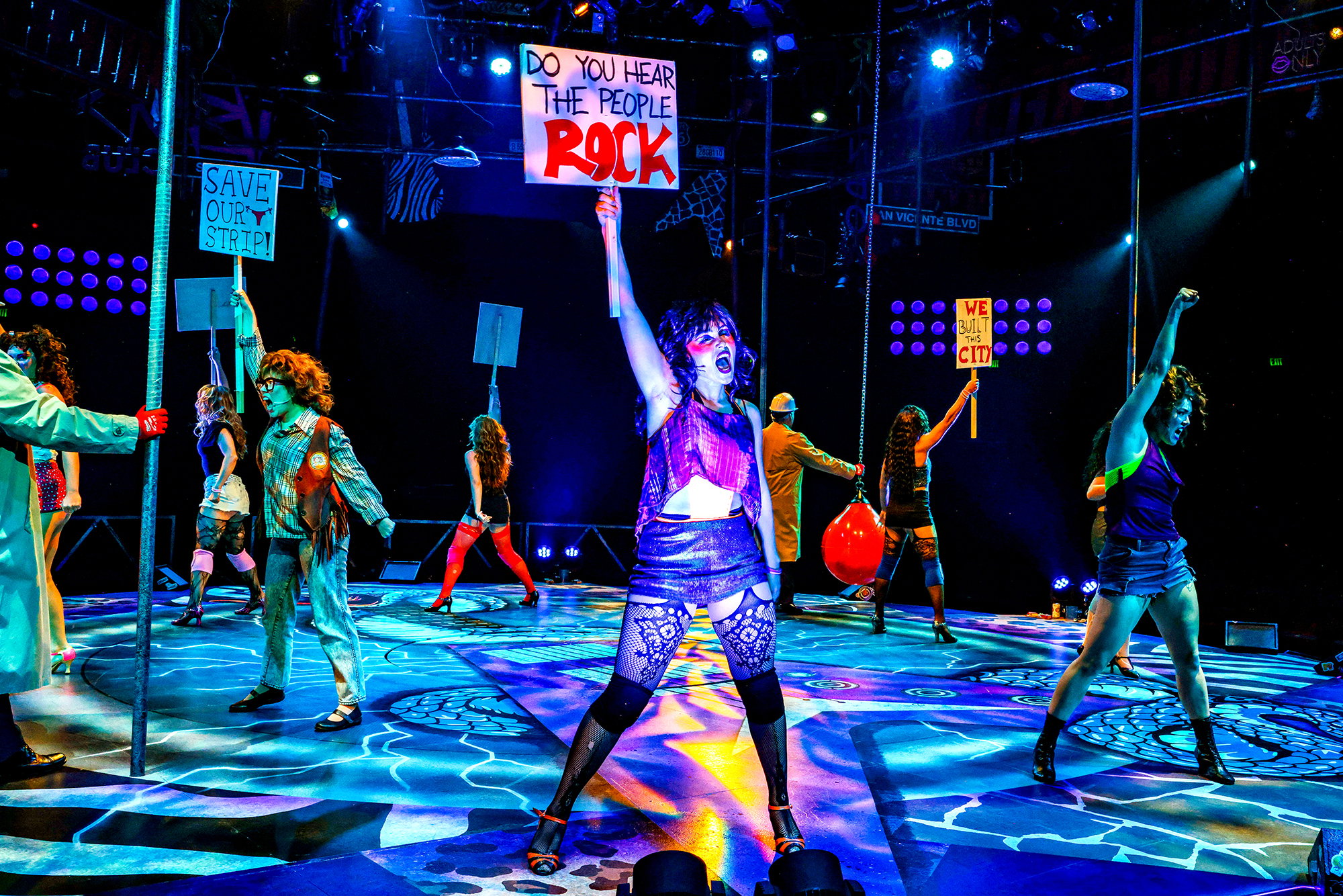 "Rock of Ages" - by Chris D’Arienz - North Shore Music Theatre (Beverly, MA.) - REVIEW