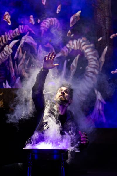 "Dungeons & Dragons: The Twenty-Sided Tavern" comes to the Boch Center Shubert Theatre (Boston, MA.) - REVIEW