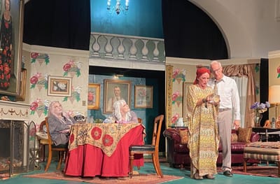 "Blithe Spirit" - by Noël Coward - New Players Theatre Guild (Fitchburg, MA.) - REVIEW