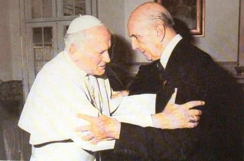 UMBERTO DI SAVOIA
ISTITUÌ LA FESTA DELLA LIBERAZIONE