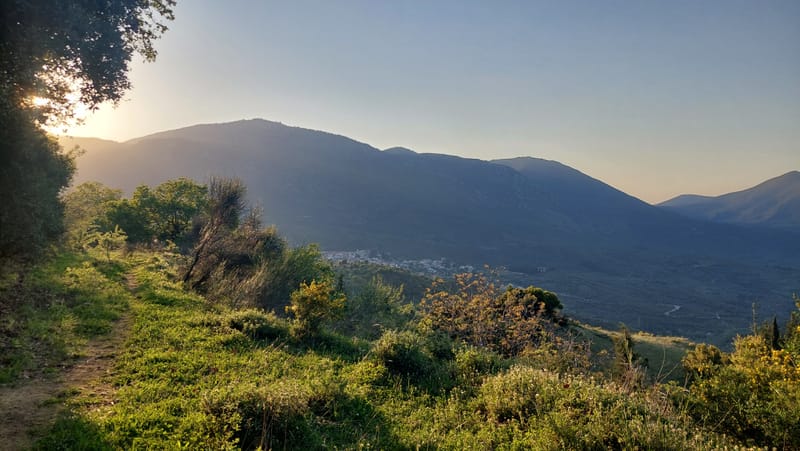 Διάσχιση νέου μονοπατιού στα υψίπεδα του Ελικώνα!