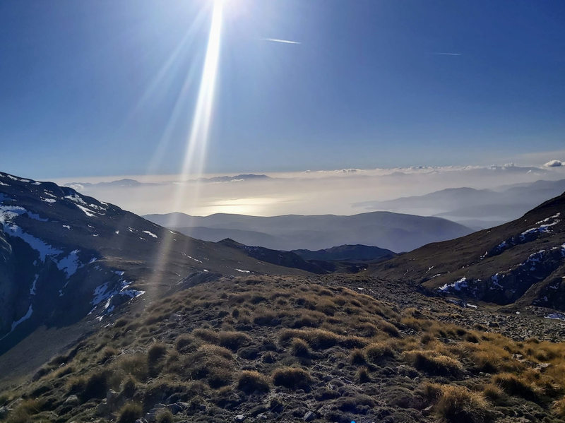 Παρνασσός & Δελφοί: Ανατολή στο Γεροντόβραχο και Μυσταγωγία στον Ομφαλό της Γης