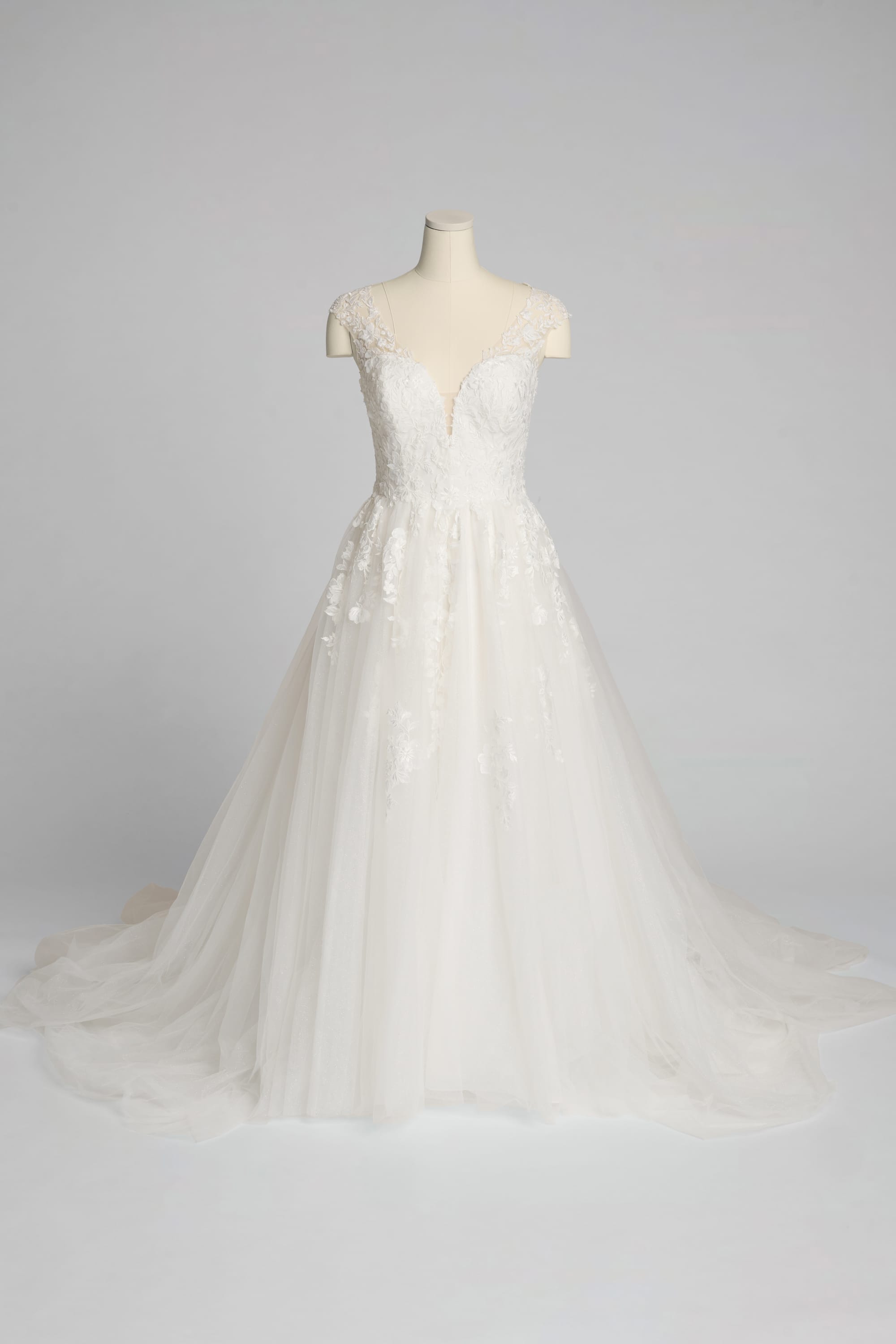 R3903L