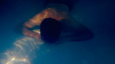 Pourquoi ralentir change tout : l’apnée comme chemin de présence