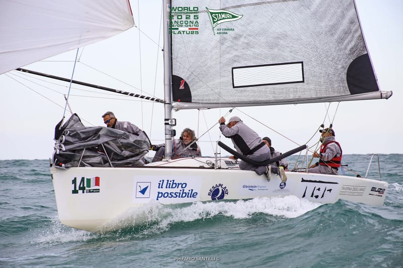 Euz II (Ita) di Francesco Lanera si aggiudica il titolo di campione del mondo Platu 25 per l'anno 2025