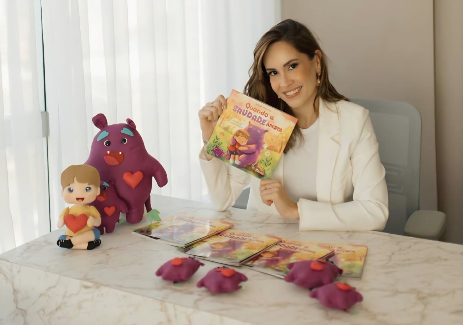 Livro infantil acolhe famílias e ajuda crianças a compreenderem a saudade com afeto