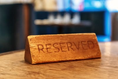 Réservez, arrivez, profitez