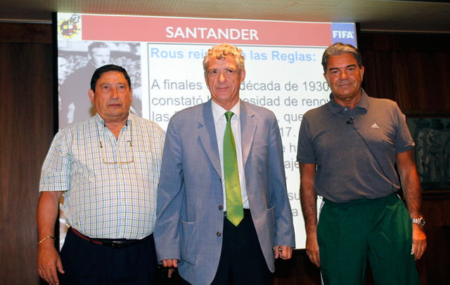 Villar, junto a Arminio y Díaz Vega, durante las Jornadas Arbitrales del CTA en 2015. 