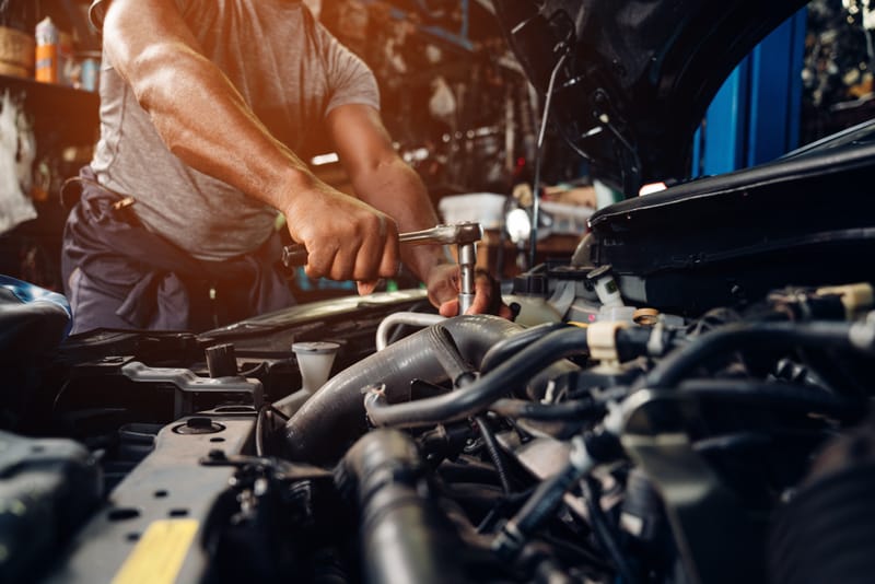 MECÁNICA RÁPIDA Y REPARACIÓN DE AUTOMÓVILES