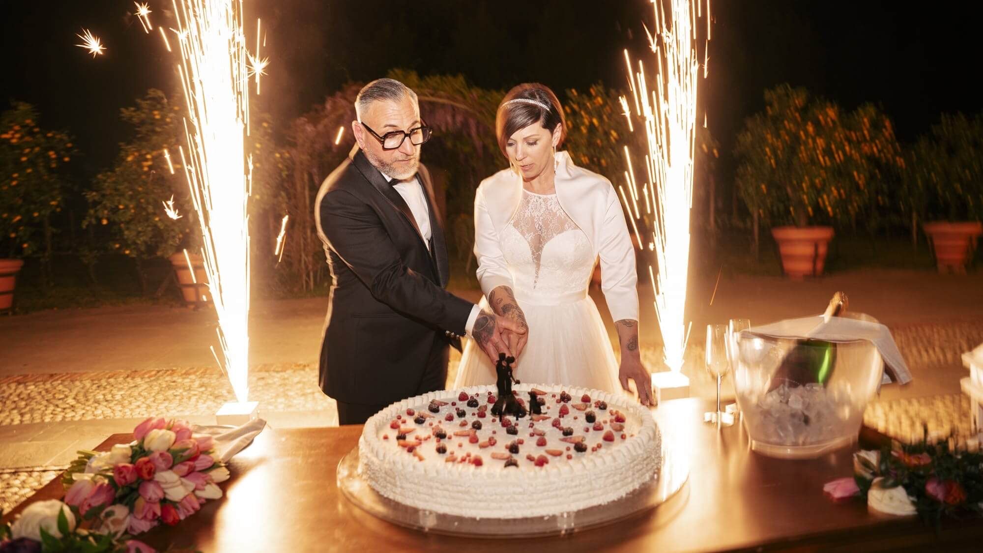 Musica per taglio torta matrimonio: top 7 canzoni romantiche e originali