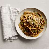 Creamy bucatini with mushrooms