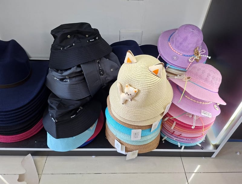 TIENDA DE GORRAS - SOMBRERA ADRIANA