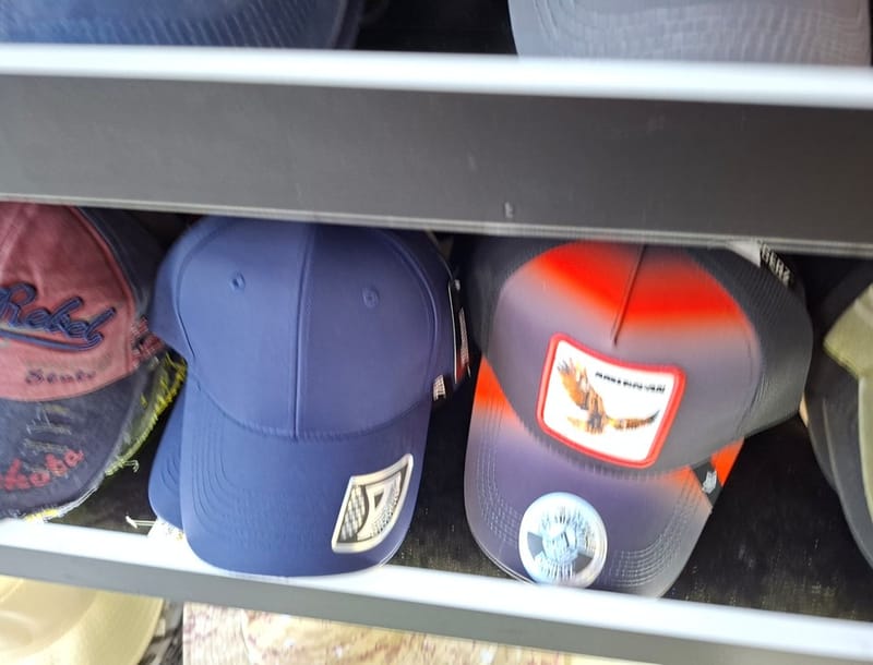 TIENDA DE GORRAS - SOMBRERA ADRIANA