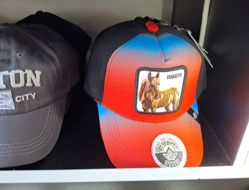 TIENDA DE GORRAS - SOMBRERA ADRIANA