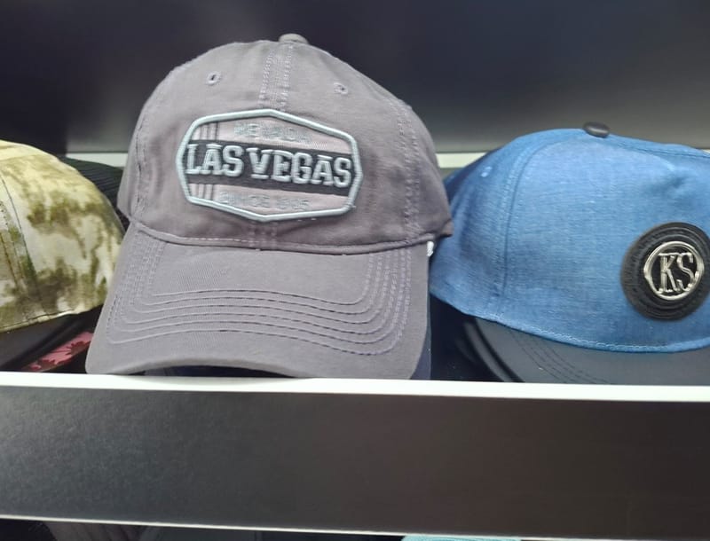 TIENDA DE GORRAS - SOMBRERA ADRIANA