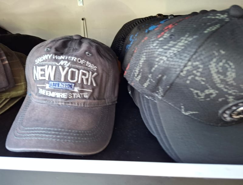 TIENDA DE GORRAS - SOMBRERA ADRIANA