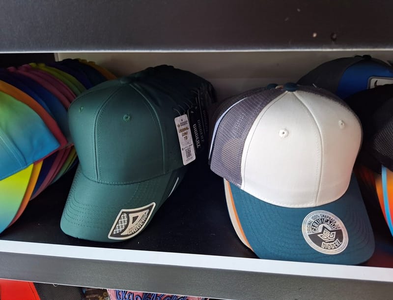 TIENDA DE GORRAS - SOMBRERA ADRIANA