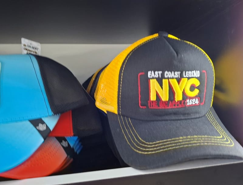 TIENDA DE GORRAS - SOMBRERA ADRIANA