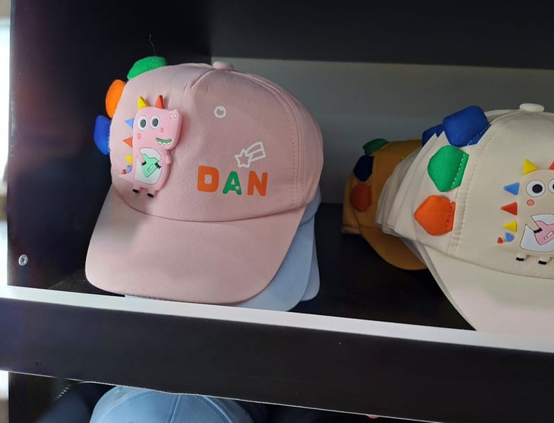 TIENDA DE GORRAS - SOMBRERA ADRIANA