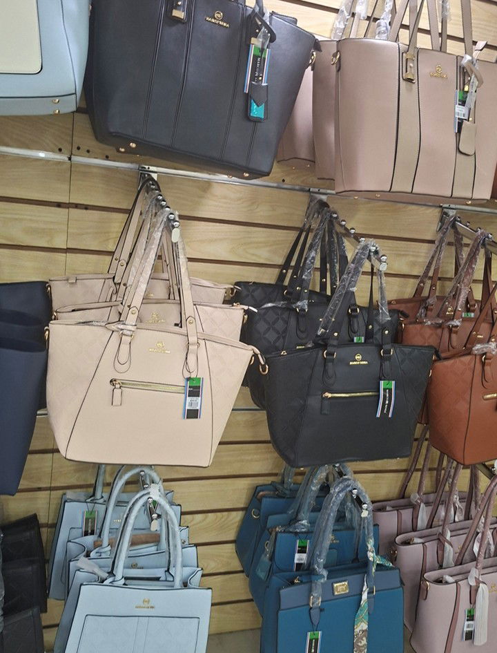 CARTERAS 3 PIEZA (B/. 19.00)