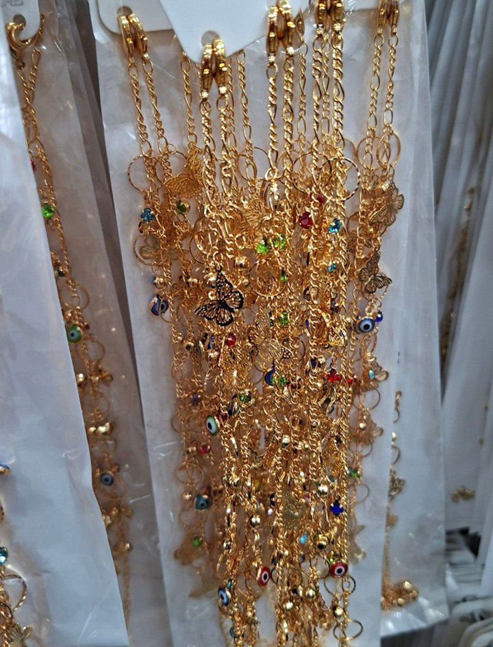 TOBILLERAS DE B/. 1.45