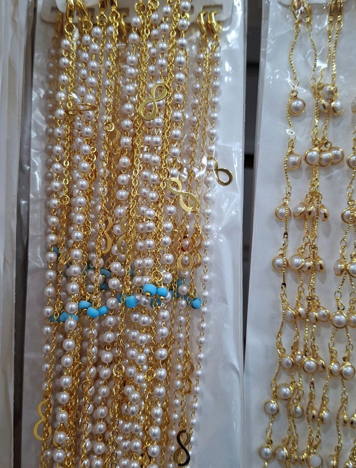 TOBILLERAS DE B/. 1.45