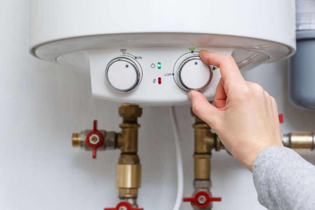 Reasons Why Water Heater Switch Sparks. Image 7