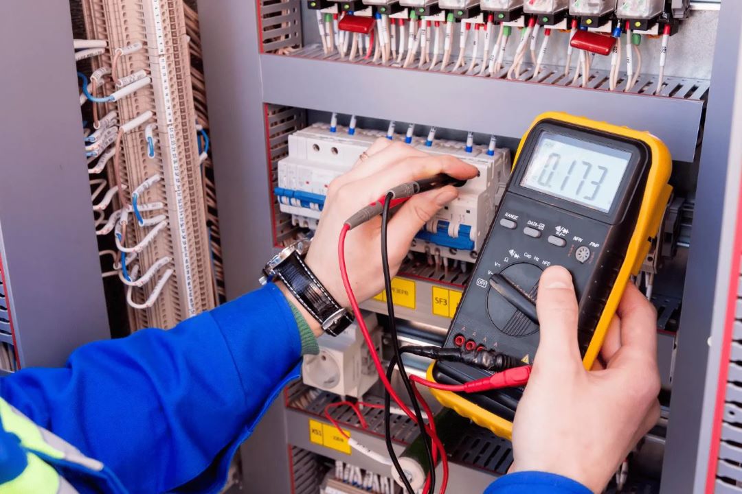 What is a licensed electrical worker (LEW) in Singapore? Image 8