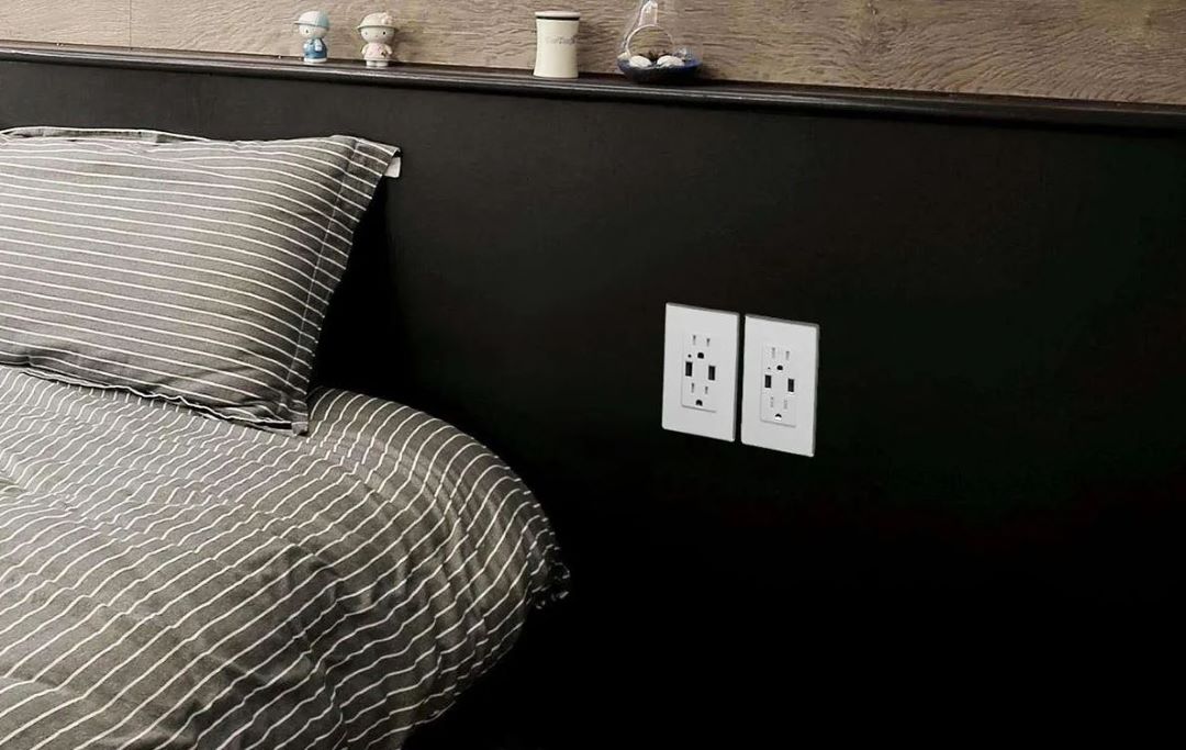 How to Install USB Outlet. Image 10