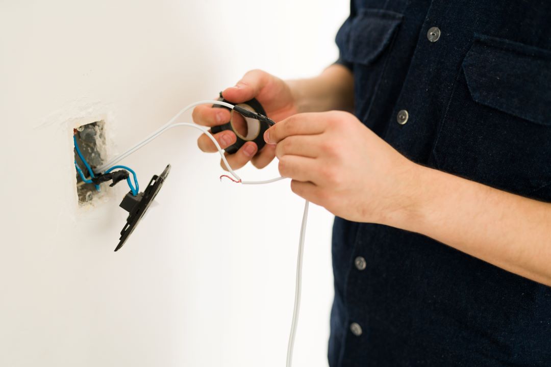 How to Install USB Outlet. Image 11