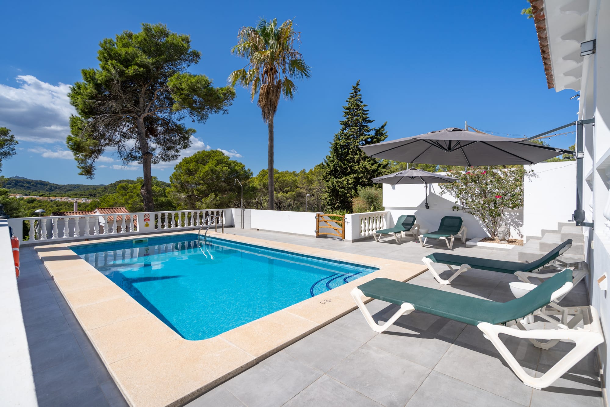 Newly tiled & extended patio & terraces