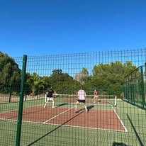 PADEL & PICKELBALL -