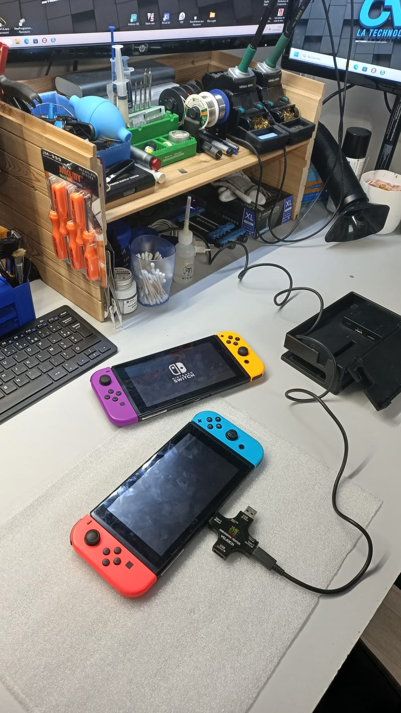 Restaurer le Plaisir du Jeu : Instantanés de Réparation de Consoles