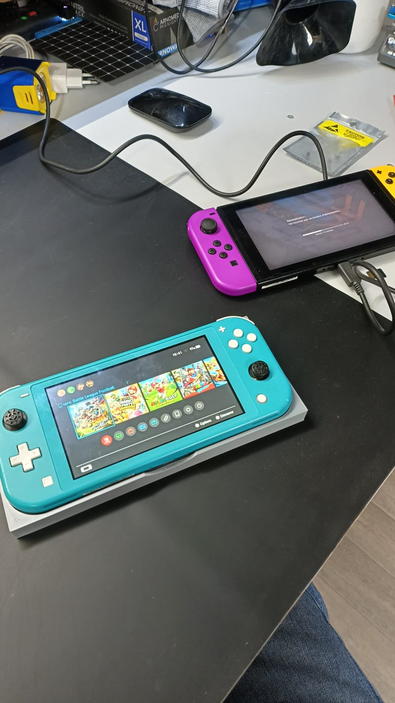 Restaurer le Plaisir du Jeu : Instantanés de Réparation de Consoles