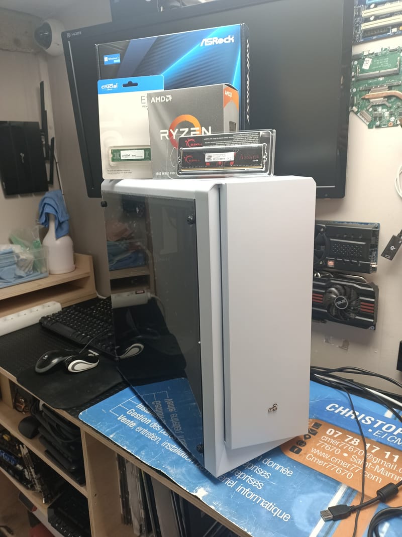 PC Gamer & Montage : Création sur Mesure