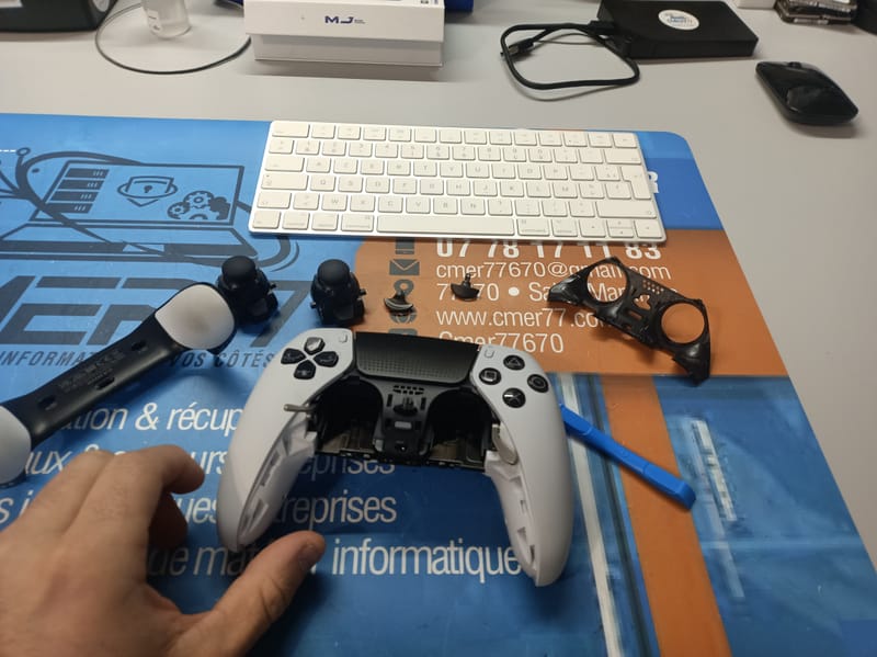 Restaurer le Plaisir du Jeu : Instantanés de Réparation de Consoles