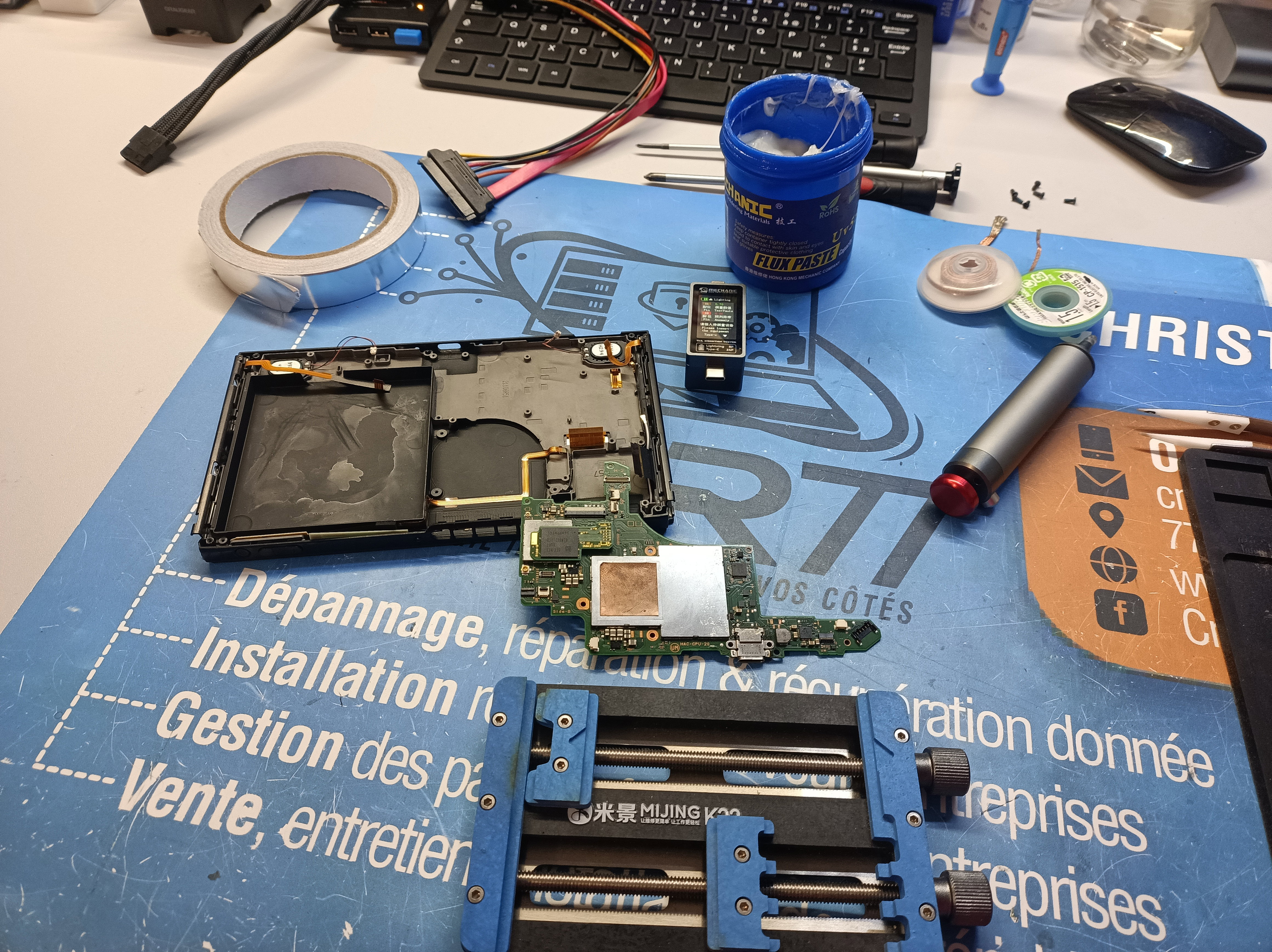 Restaurer le Plaisir du Jeu : Instantanés de Réparation de Consoles