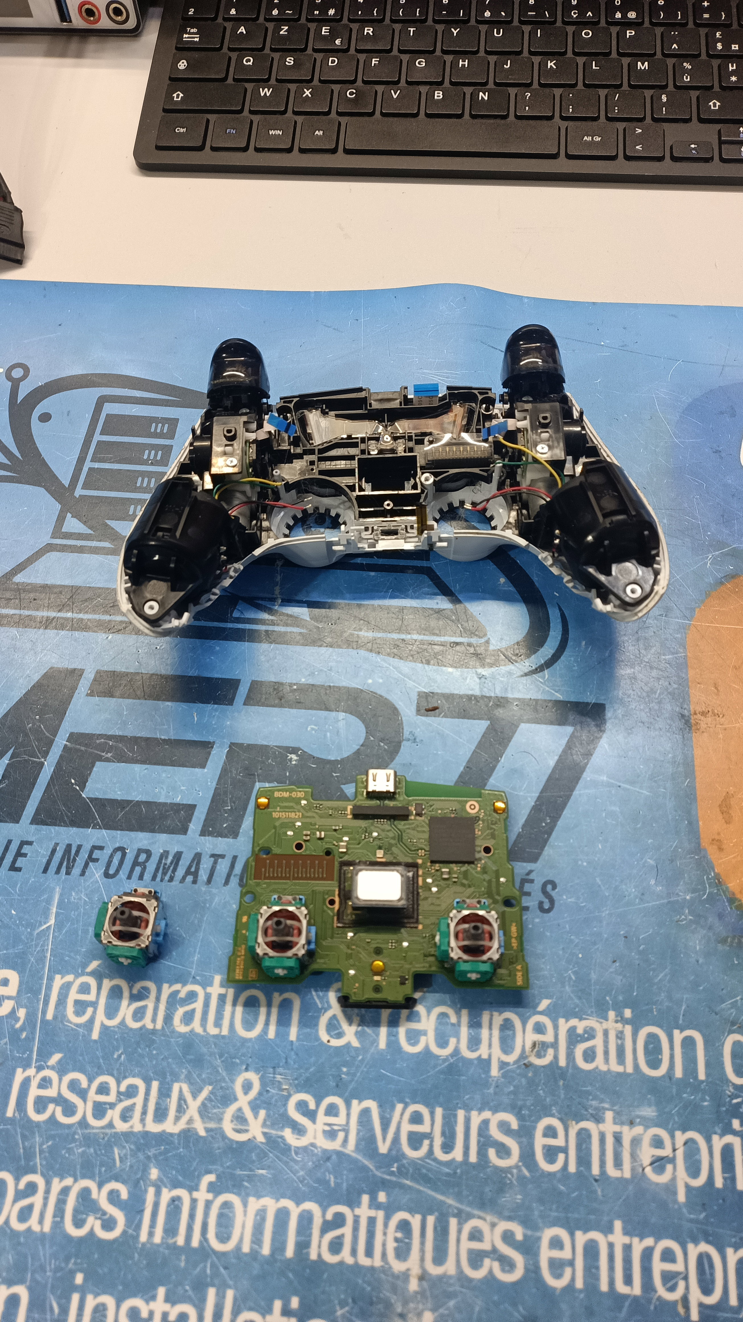 Restaurer le Plaisir du Jeu : Instantanés de Réparation de Consoles