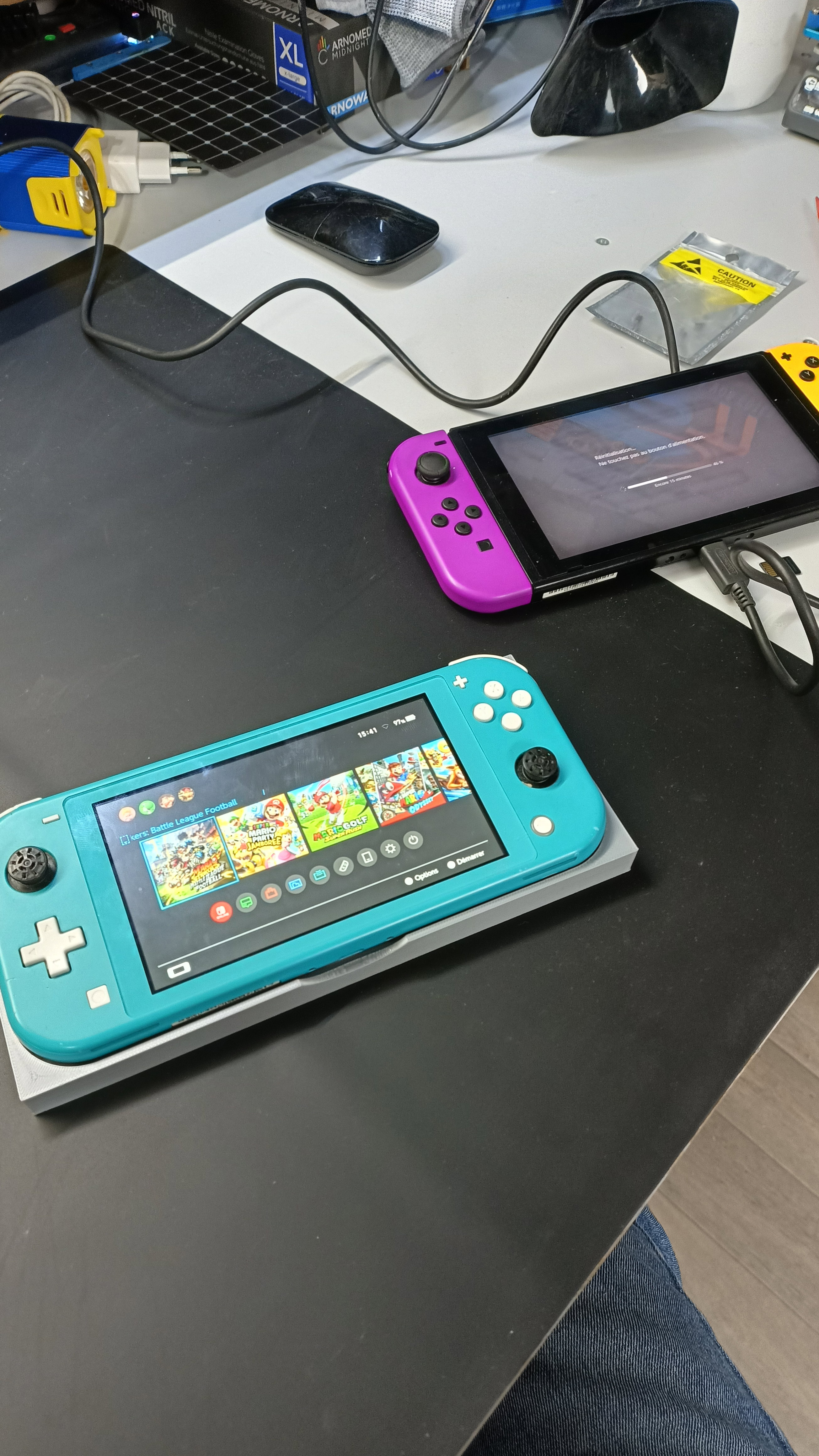 Restaurer le Plaisir du Jeu : Instantanés de Réparation de Consoles