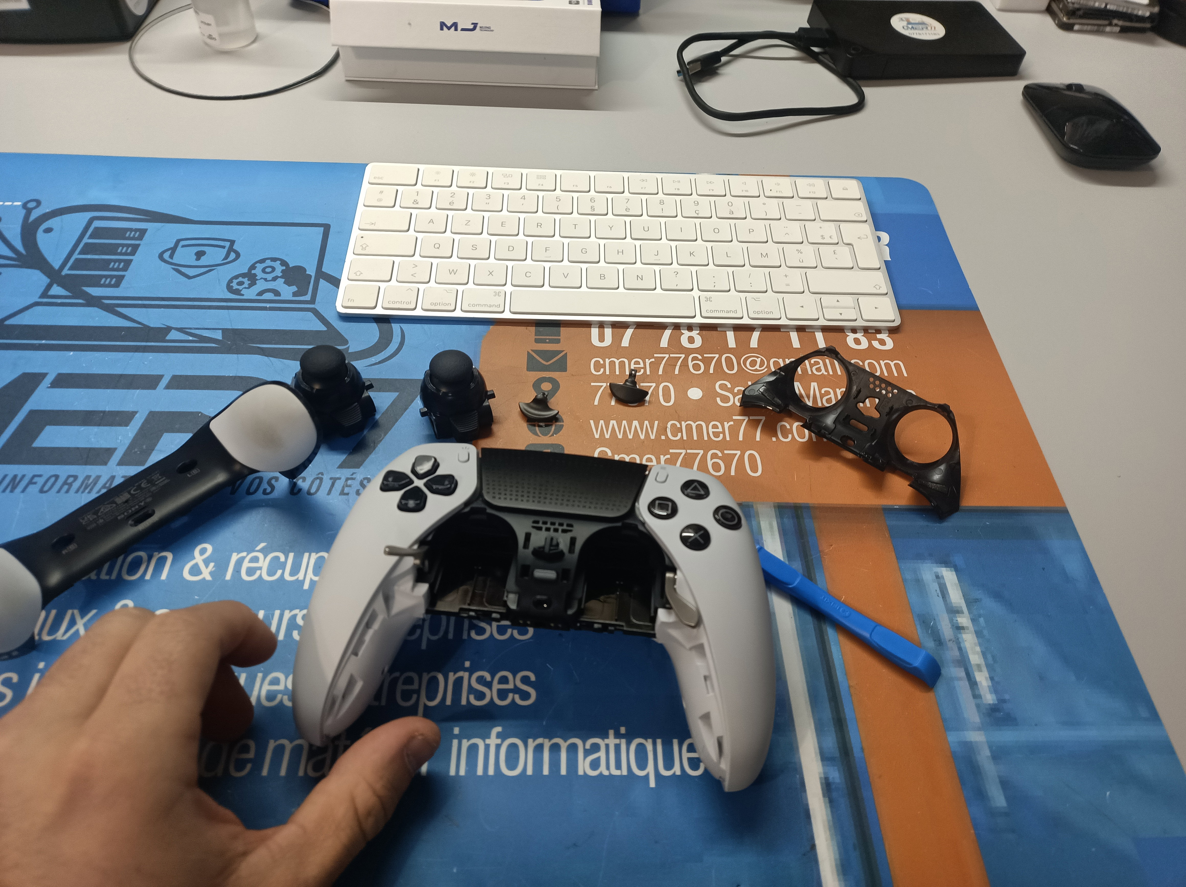 Restaurer le Plaisir du Jeu : Instantanés de Réparation de Consoles