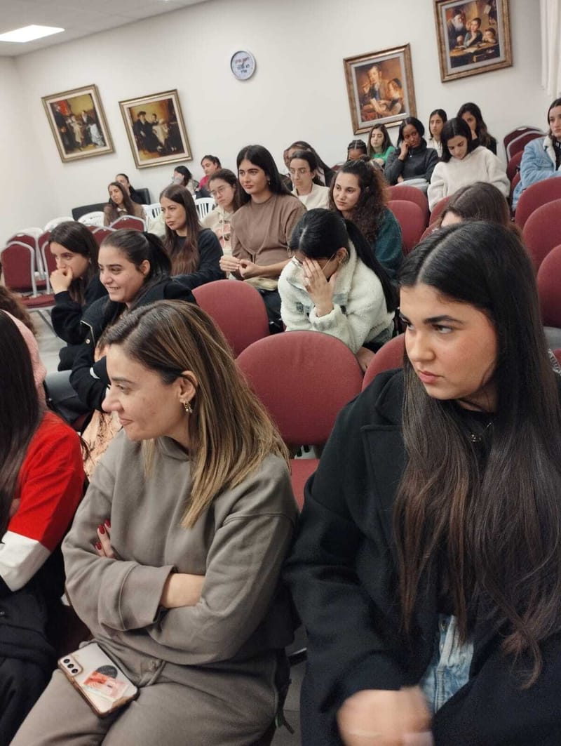 שיעורים והרצאות