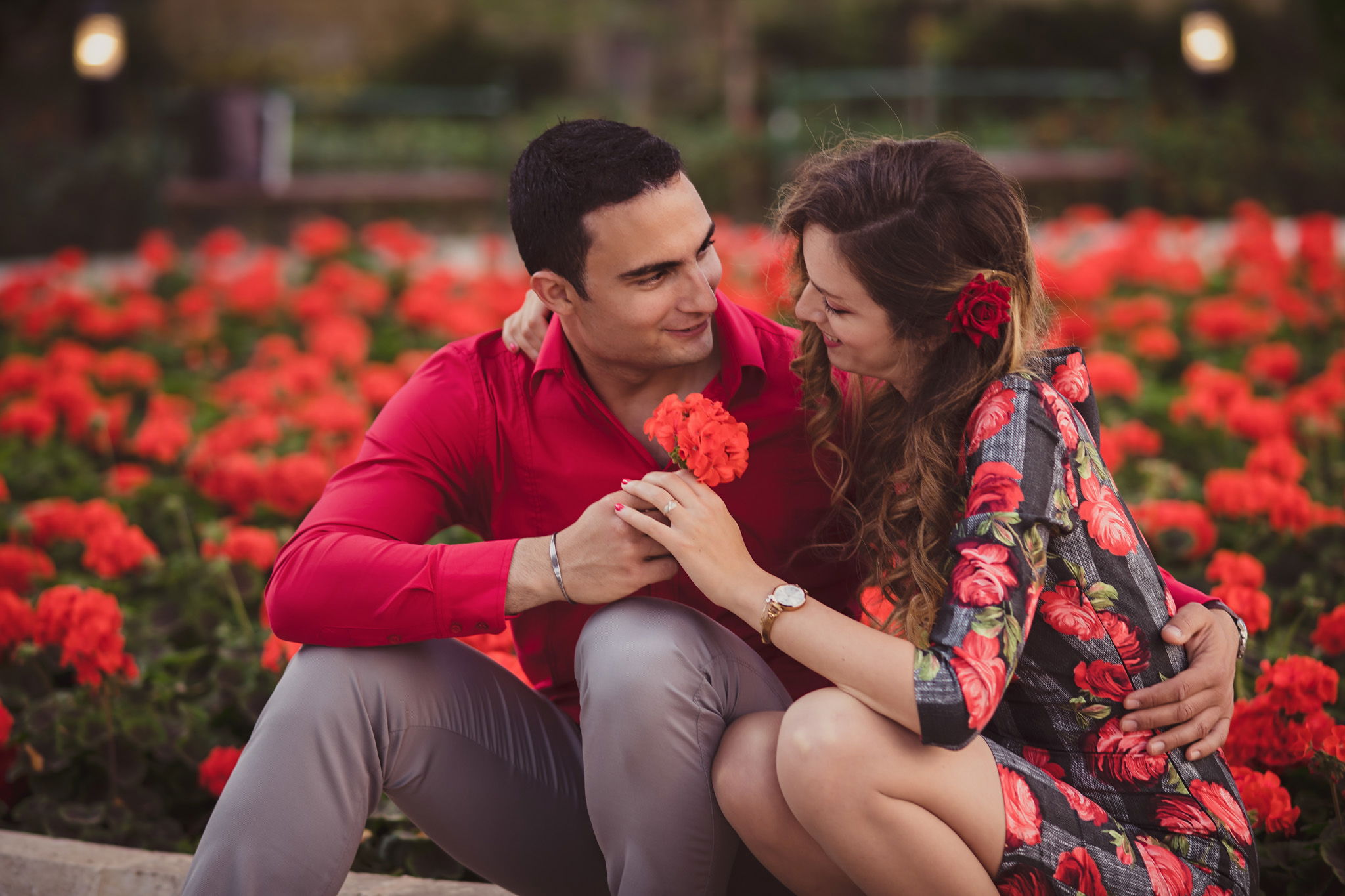 couple photo session at lower barakka gardens in valletta